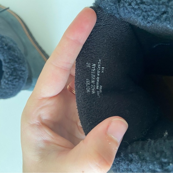 EUC | Cole Haan women’s Zero Grand‎ Explorer hiking boots — size 9 - Picture 6 of 8